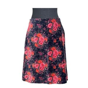 H&M Hennes Collection Sz. 36 Red Floral Velvety Pencil Skirt